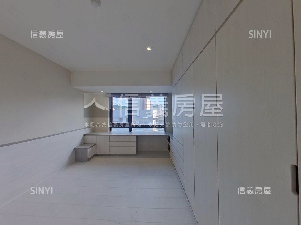 靜心高樓邊間美妝四房車位房屋室內格局與周邊環境