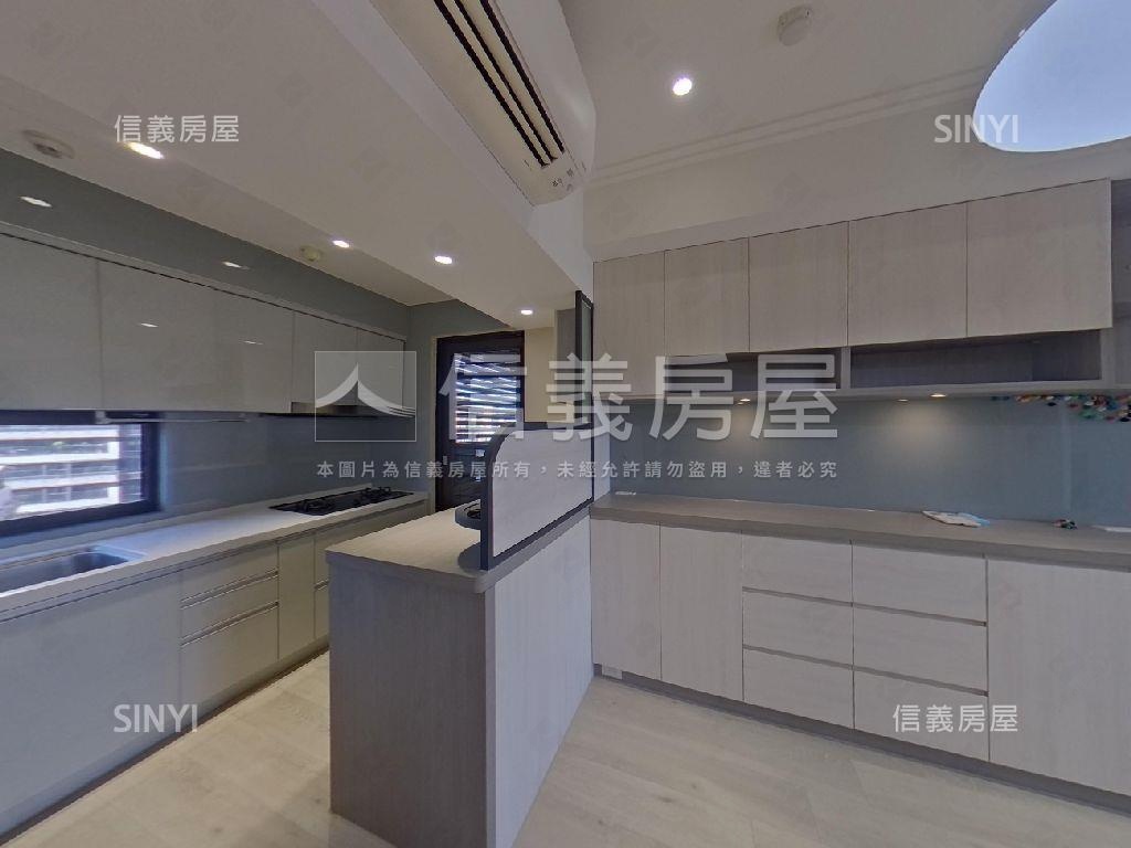 靜心高樓邊間美妝四房車位房屋室內格局與周邊環境