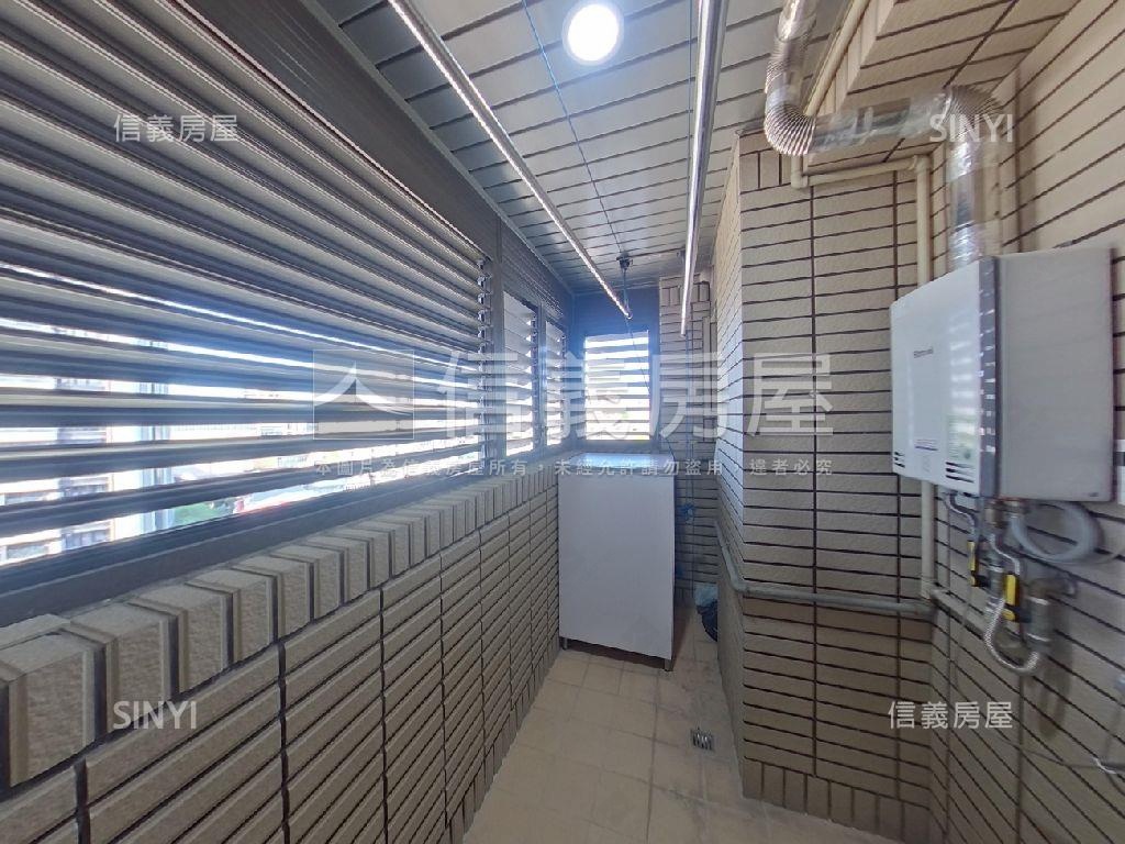 靜心高樓邊間美妝四房車位房屋室內格局與周邊環境