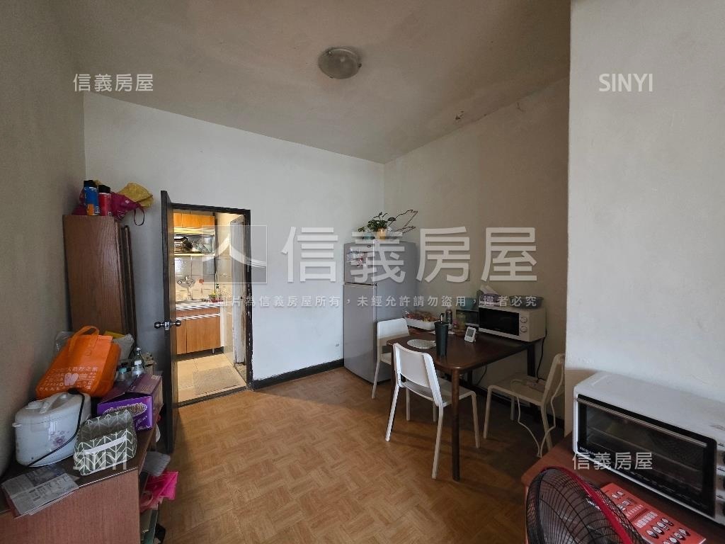 三興公園旁邊間美寓房屋室內格局與周邊環境