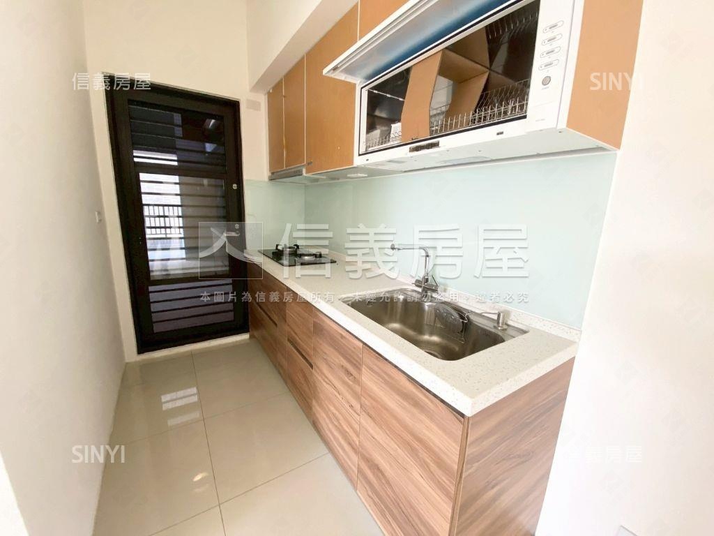 全新三房樹梢戶大露臺房屋室內格局與周邊環境