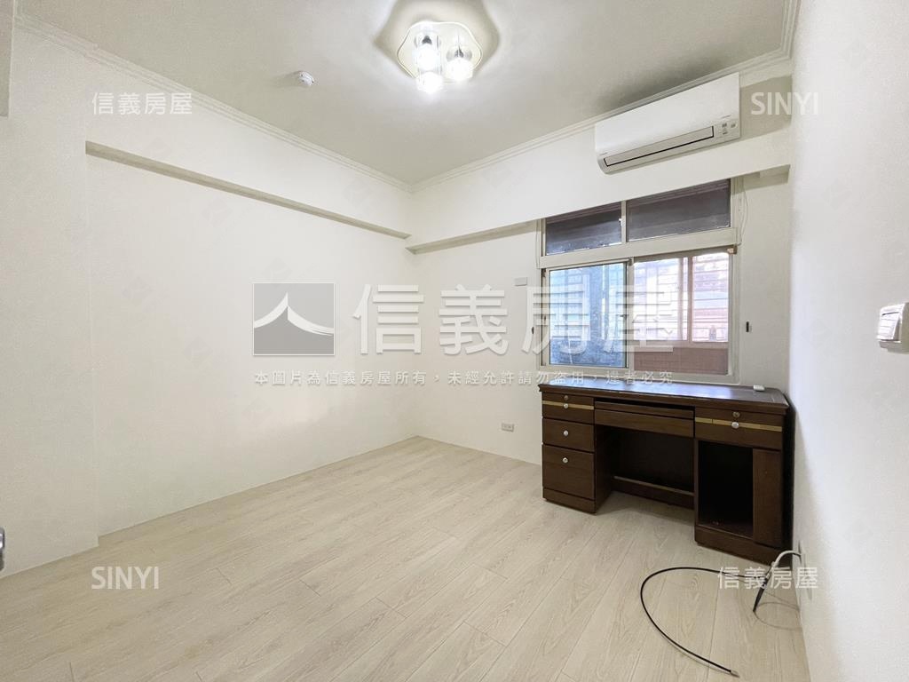 降價！鴛鴦蝴蝶美三房車位房屋室內格局與周邊環境