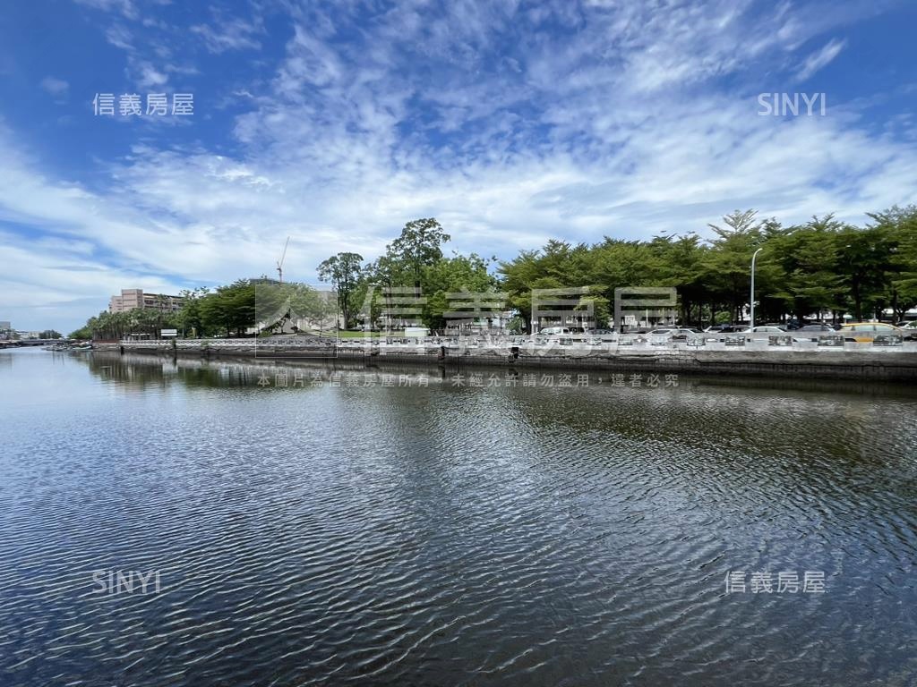 公園旁電梯大樓３房３平車房屋室內格局與周邊環境