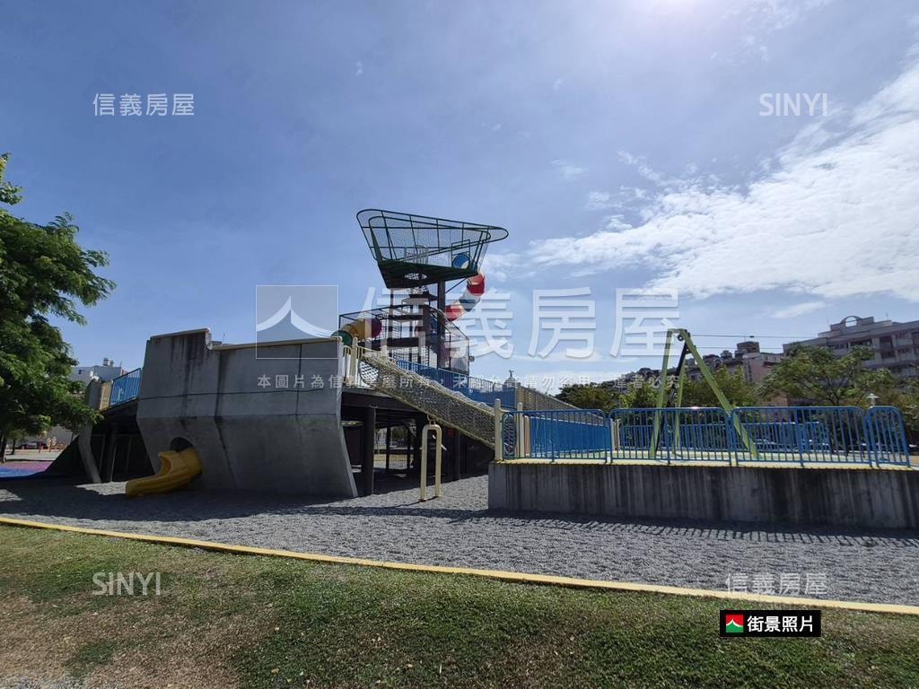 公園旁電梯大樓３房３平車房屋室內格局與周邊環境