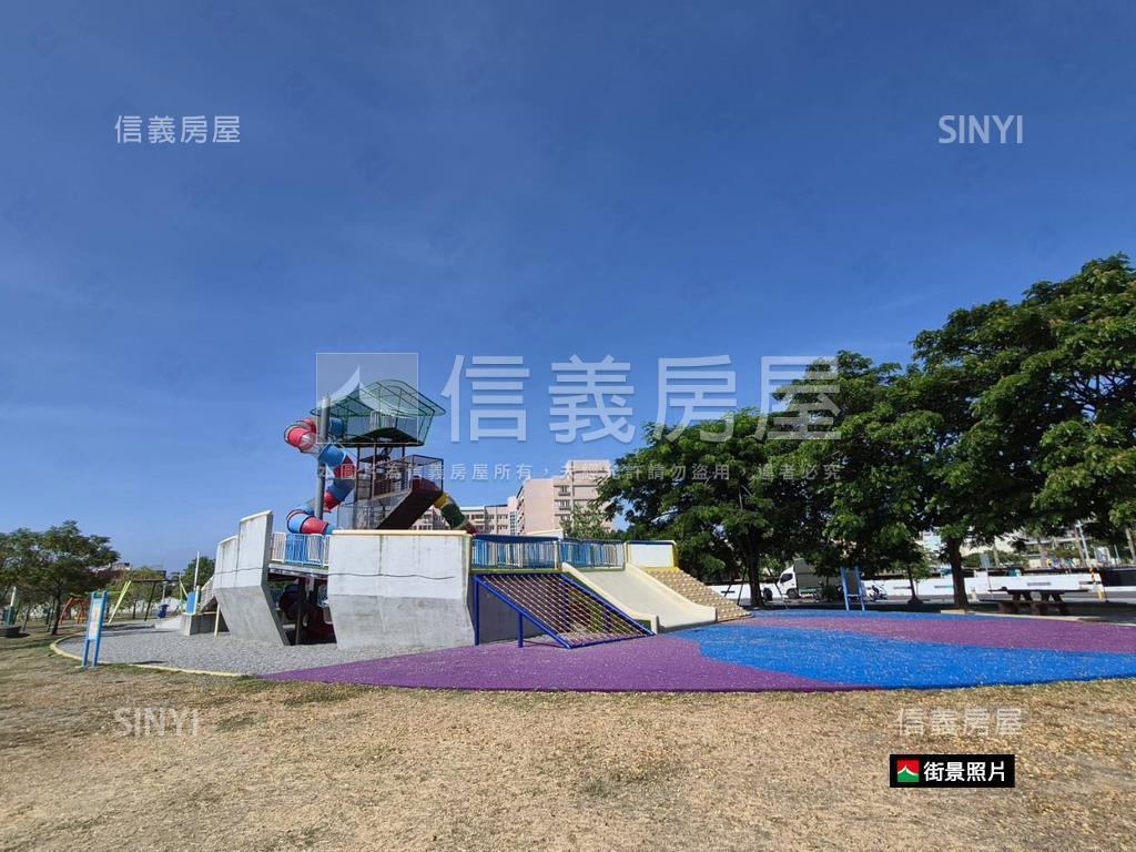 公園旁電梯大樓３房３平車房屋室內格局與周邊環境