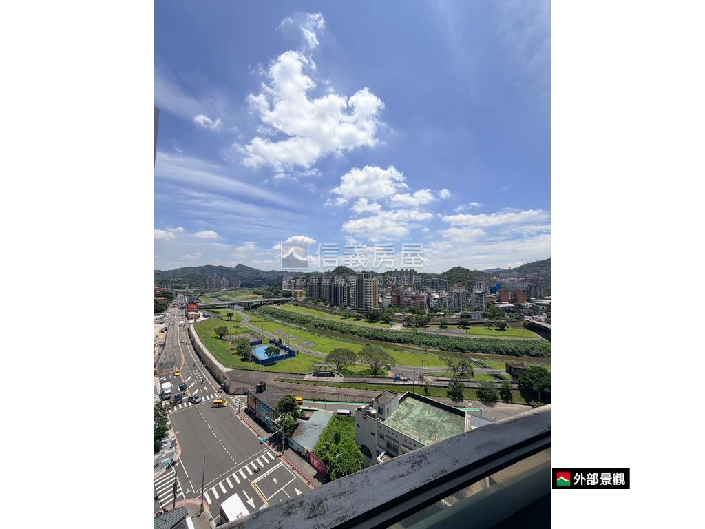壯麗景觀山河樓中樓豪邸房屋室內格局與周邊環境