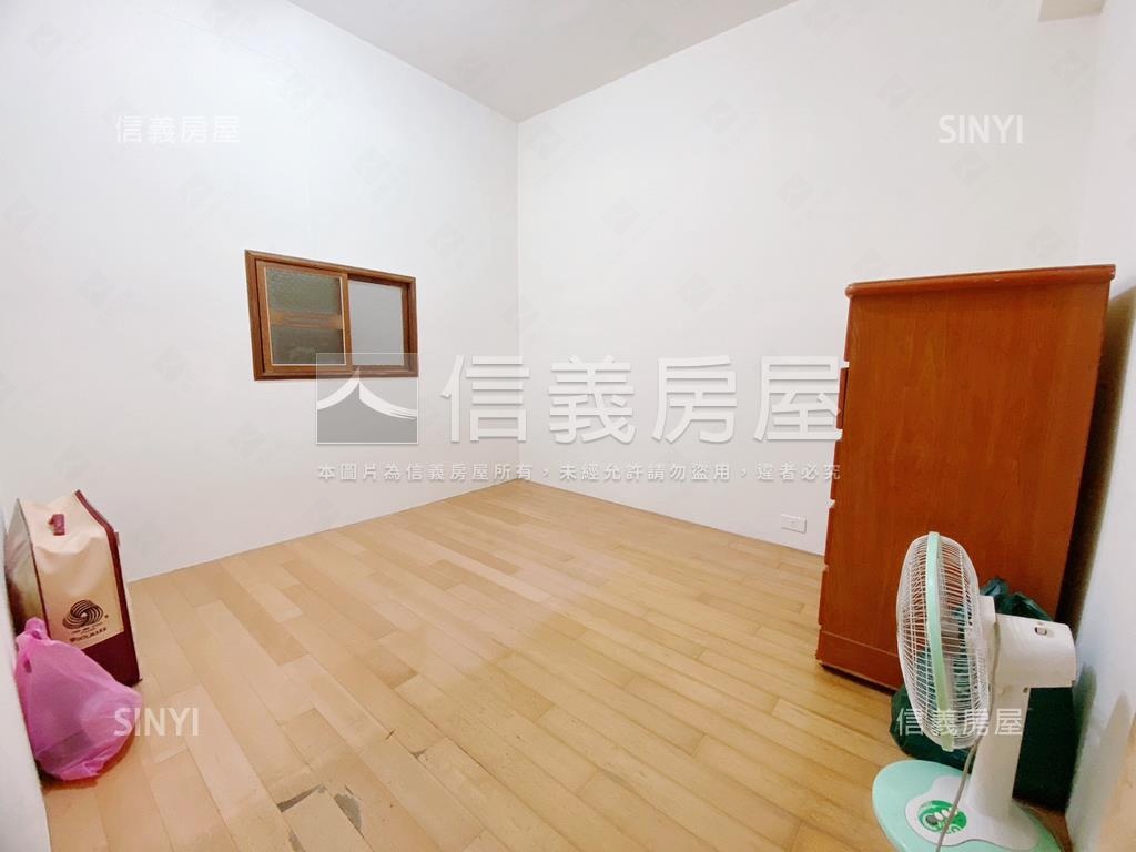 五華商圈碧華國小四房房屋室內格局與周邊環境