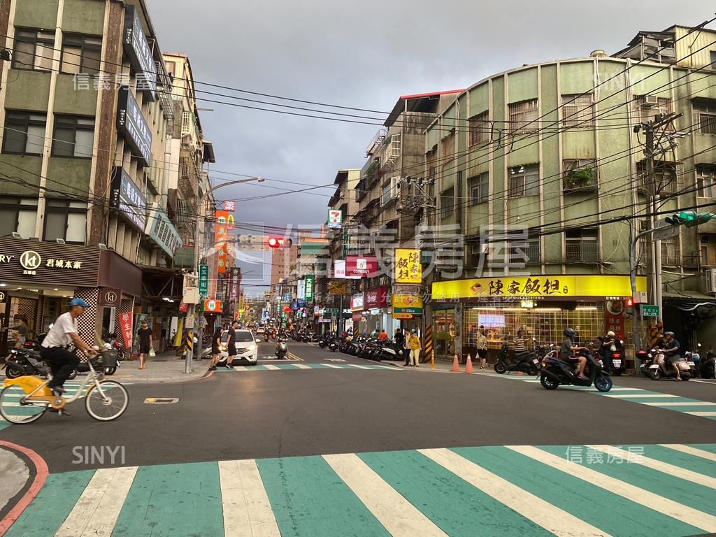 五華商圈碧華國小四房房屋室內格局與周邊環境