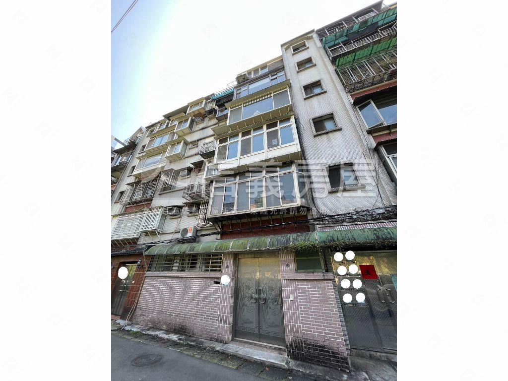 近央北中央新村稀有一樓房屋室內格局與周邊環境