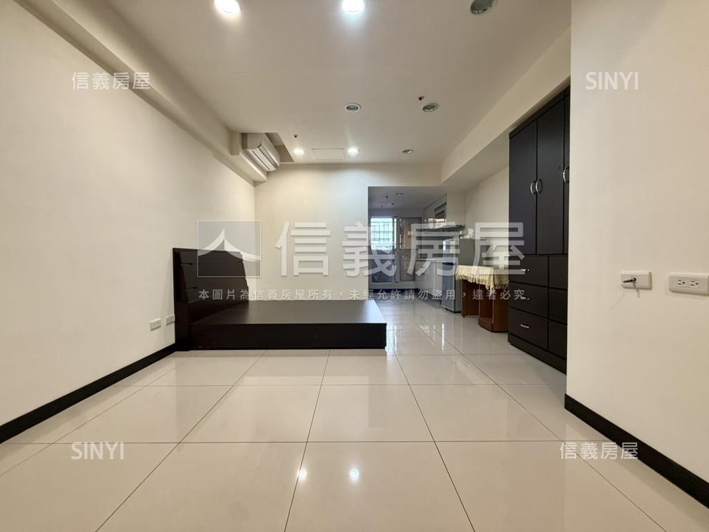 頂溪新時代高樓採光屋房屋室內格局與周邊環境