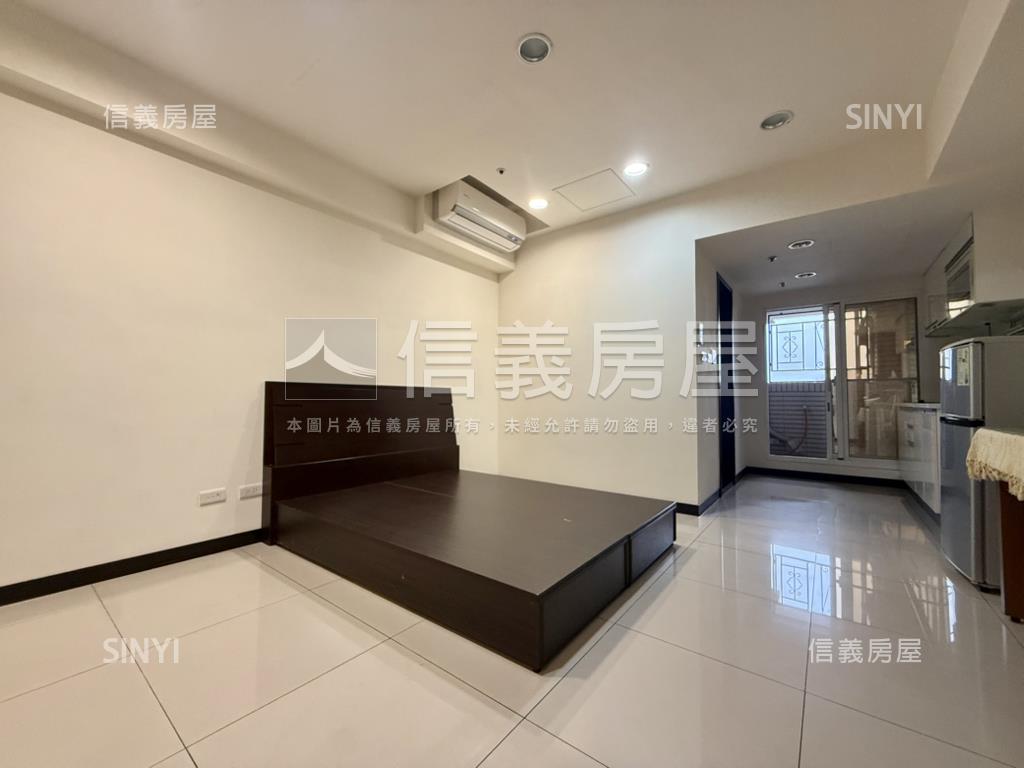 頂溪新時代高樓採光屋房屋室內格局與周邊環境