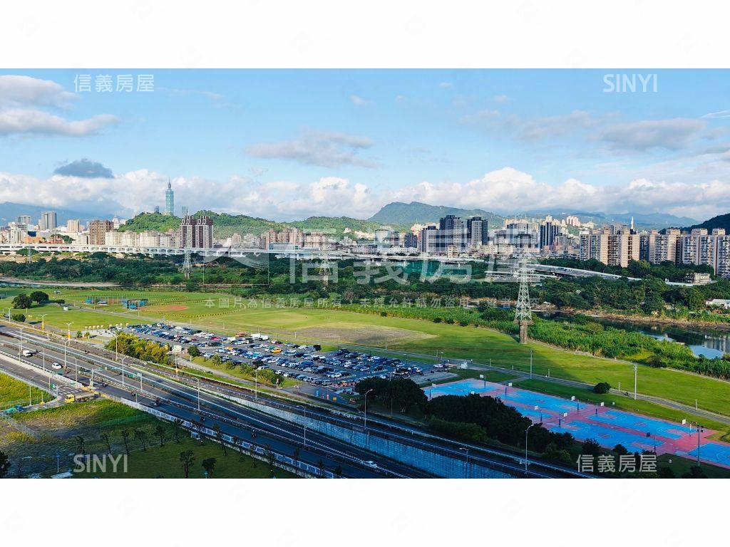 力霸曠世豪景３房房屋室內格局與周邊環境