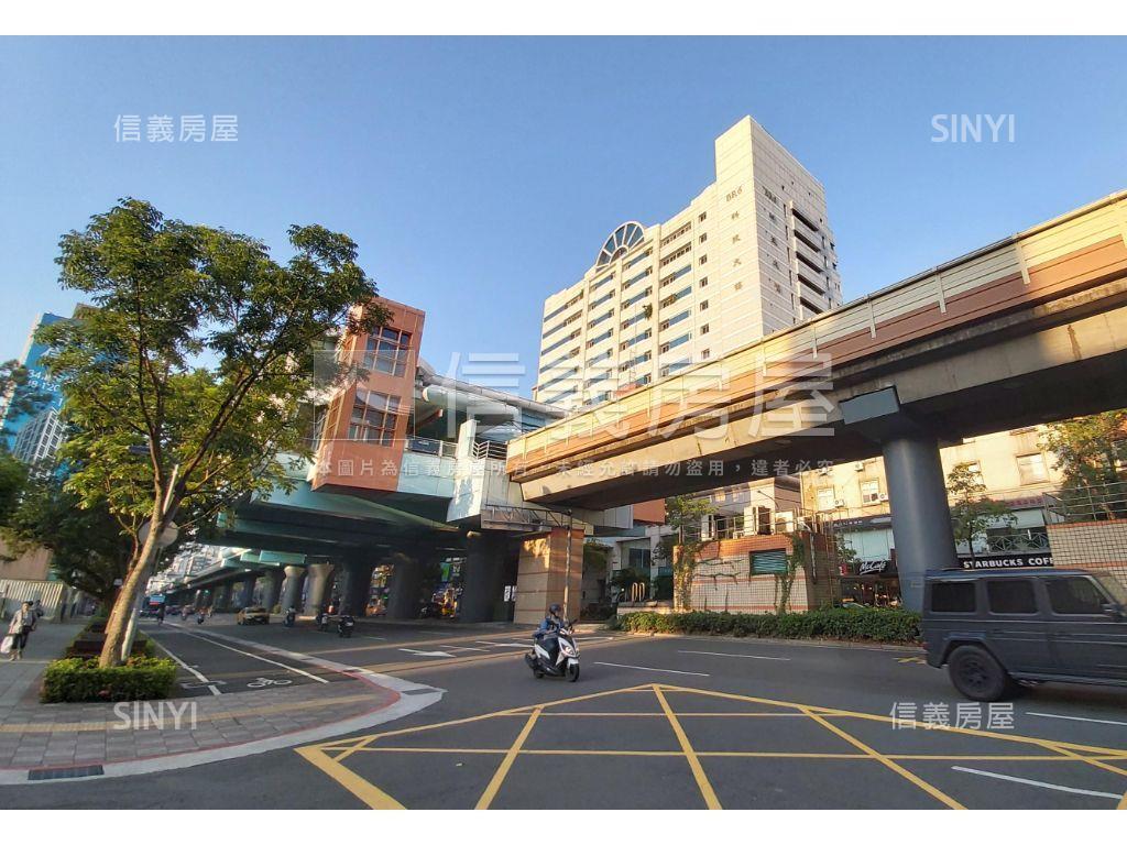 擁抱校園綠意捷運電梯三房房屋室內格局與周邊環境