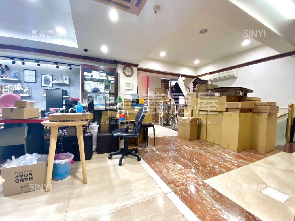 深坑佳麗堡一樓可住可辦房屋室內格局與周邊環境