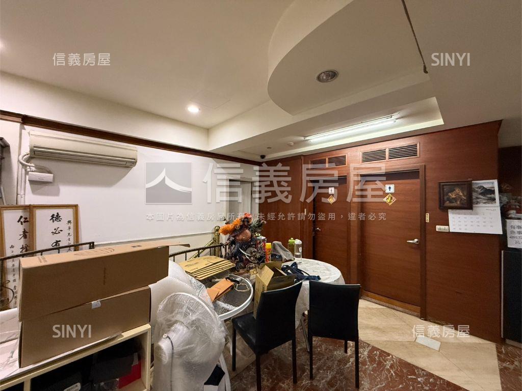 深坑佳麗堡一樓可住可辦房屋室內格局與周邊環境