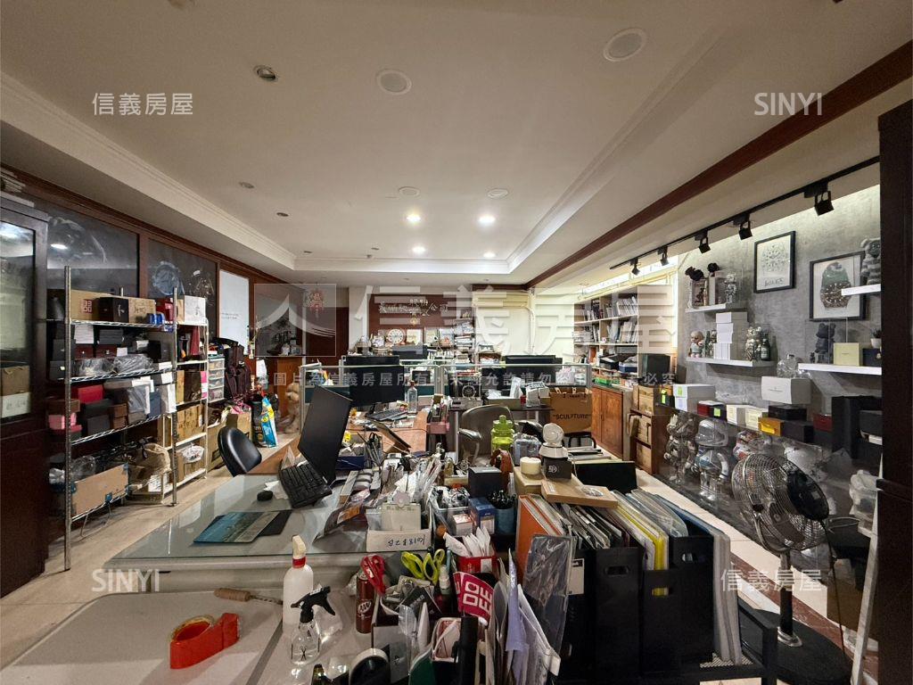 深坑佳麗堡一樓可住可辦房屋室內格局與周邊環境