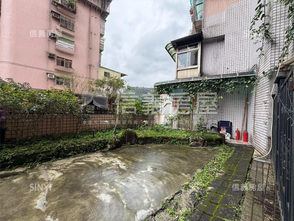 深坑佳麗堡一樓可住可辦房屋室內格局與周邊環境