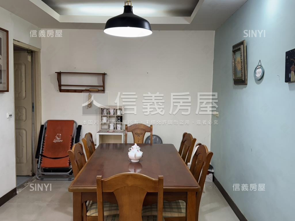 安德街２樓美三房房屋室內格局與周邊環境