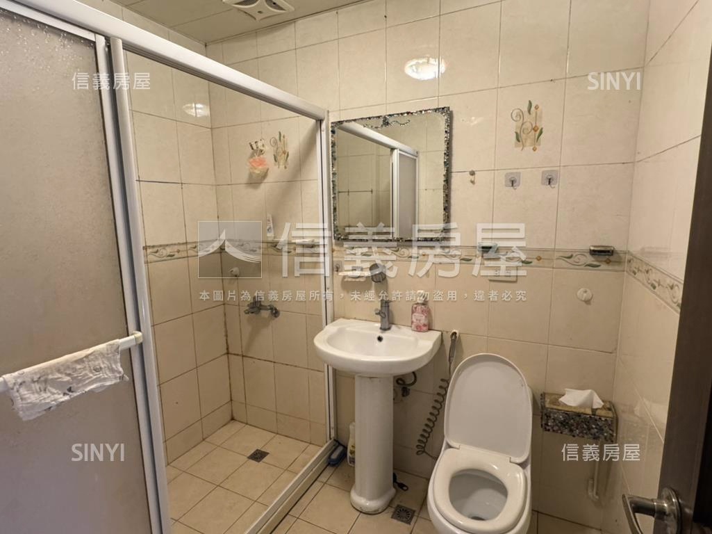 安德街２樓美三房房屋室內格局與周邊環境