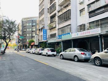 近火車站收租角店１＋Ｂ１