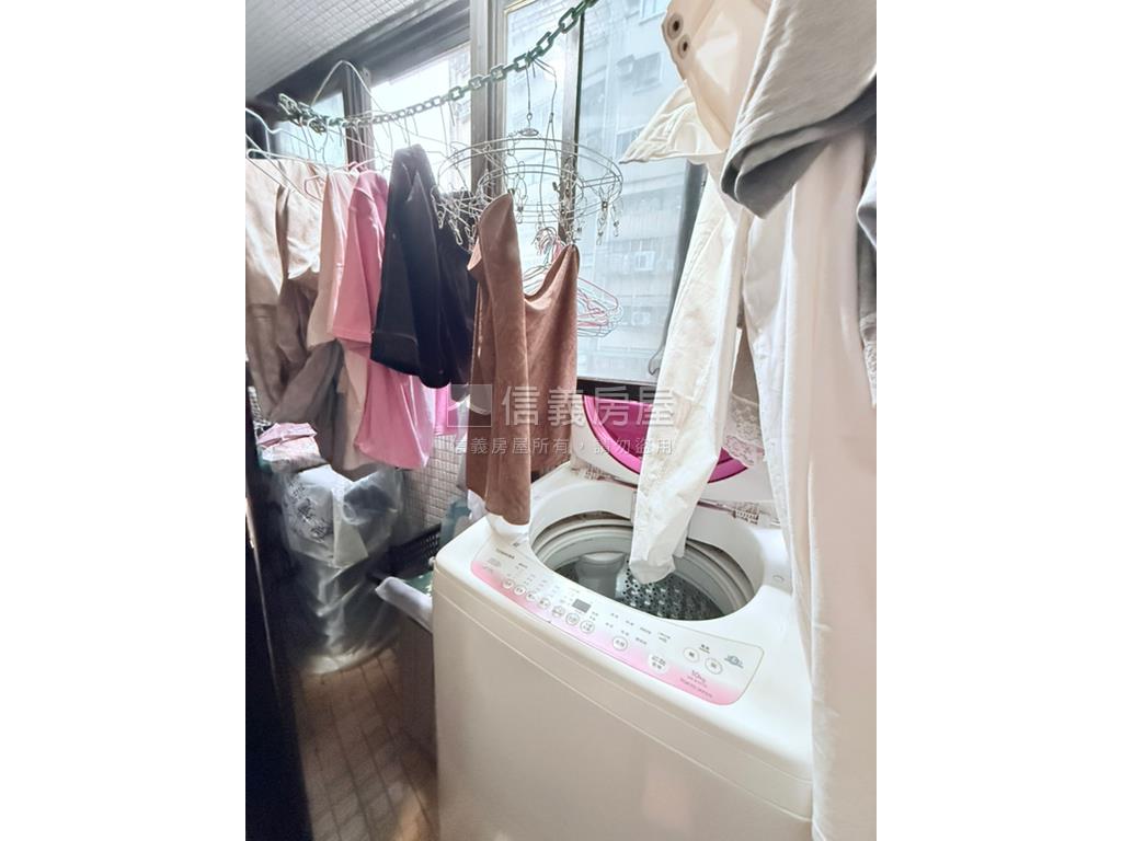 近頂溪有陽台套房房屋室內格局與周邊環境