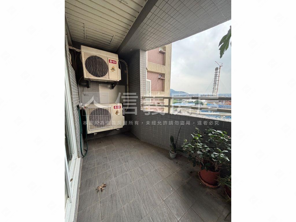 黃金海岸大戶海景稀有釋出房屋室內格局與周邊環境