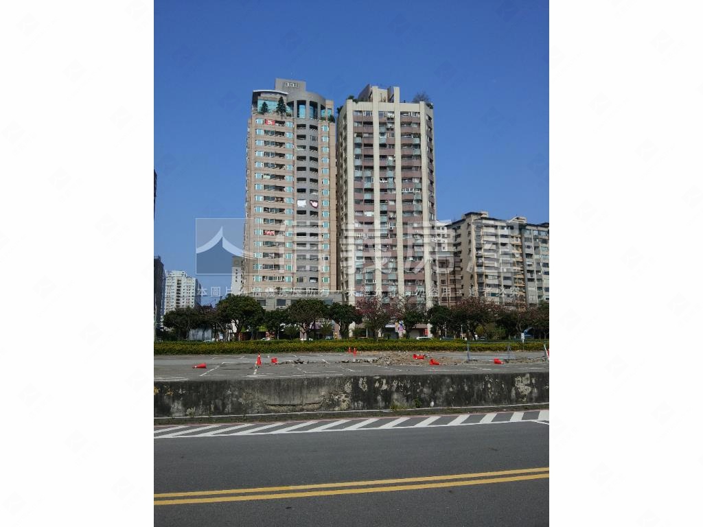 黃金海岸大戶海景稀有釋出房屋室內格局與周邊環境