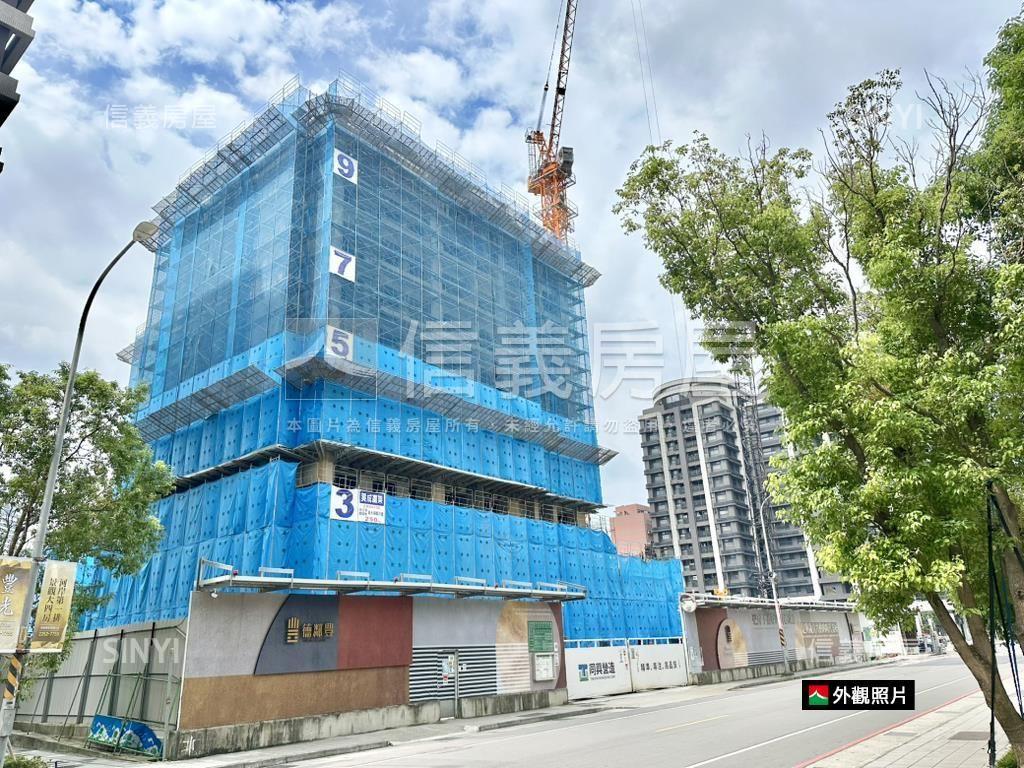 重劃區德鄰豊三房車位房屋室內格局與周邊環境