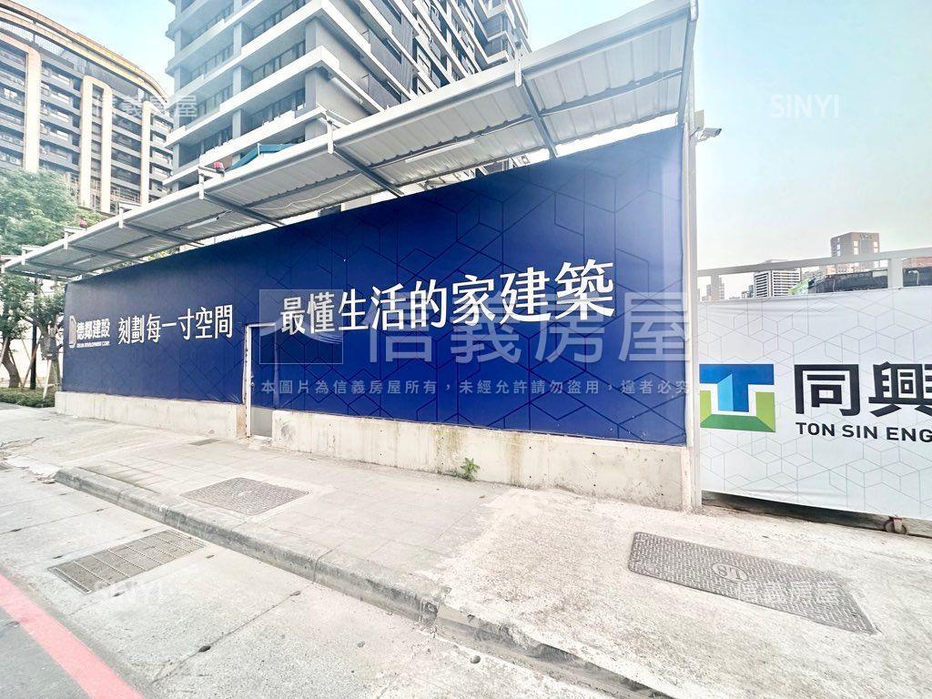 重劃區德鄰豊三房車位房屋室內格局與周邊環境