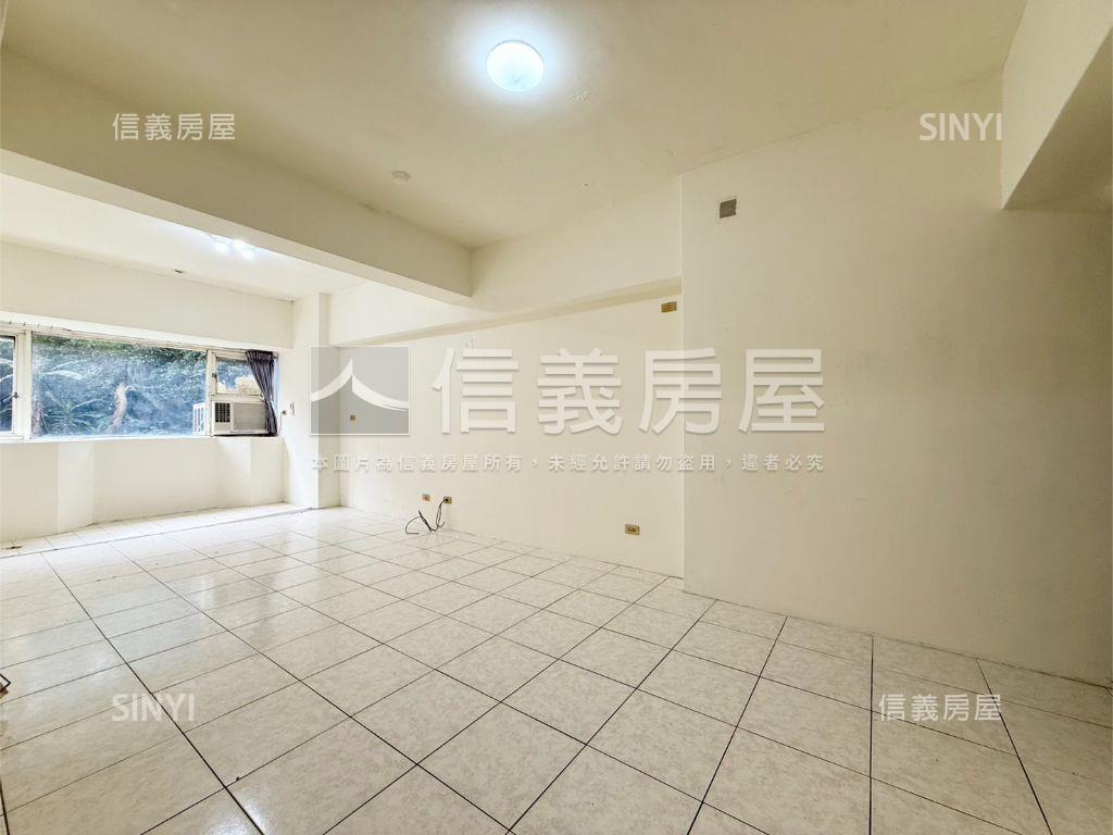 造鎮成家兩房車位房屋室內格局與周邊環境