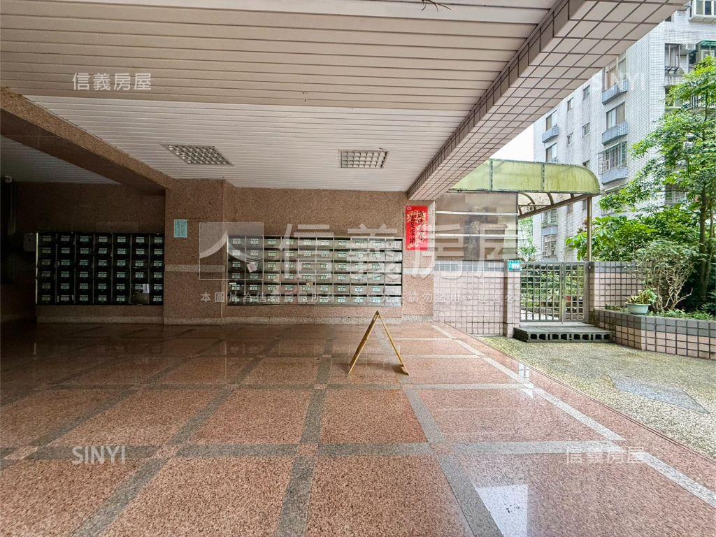 造鎮成家兩房車位房屋室內格局與周邊環境