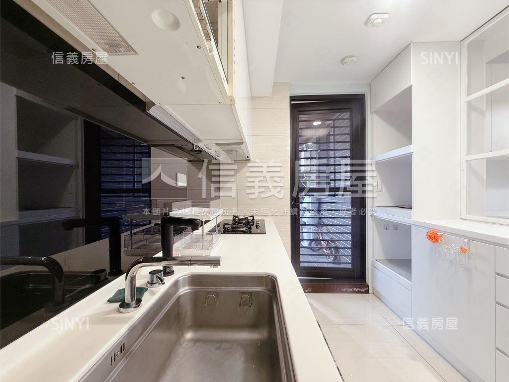 微風精美裝潢大兩房房屋室內格局與周邊環境