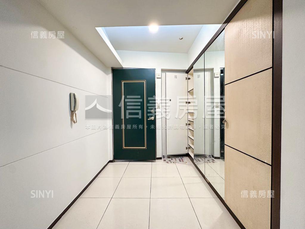 低總價★近捷運電梯兩房房屋室內格局與周邊環境