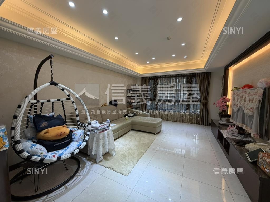 秀朗晶悅三房美屋有車位房屋室內格局與周邊環境