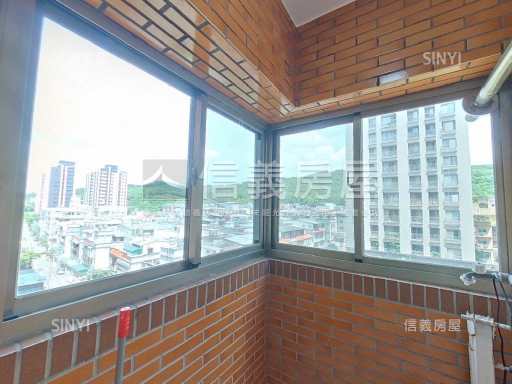 台北東京美三房車位房屋室內格局與周邊環境