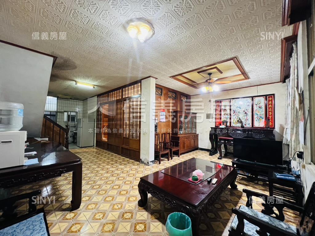 國際路自地自建透天房屋室內格局與周邊環境