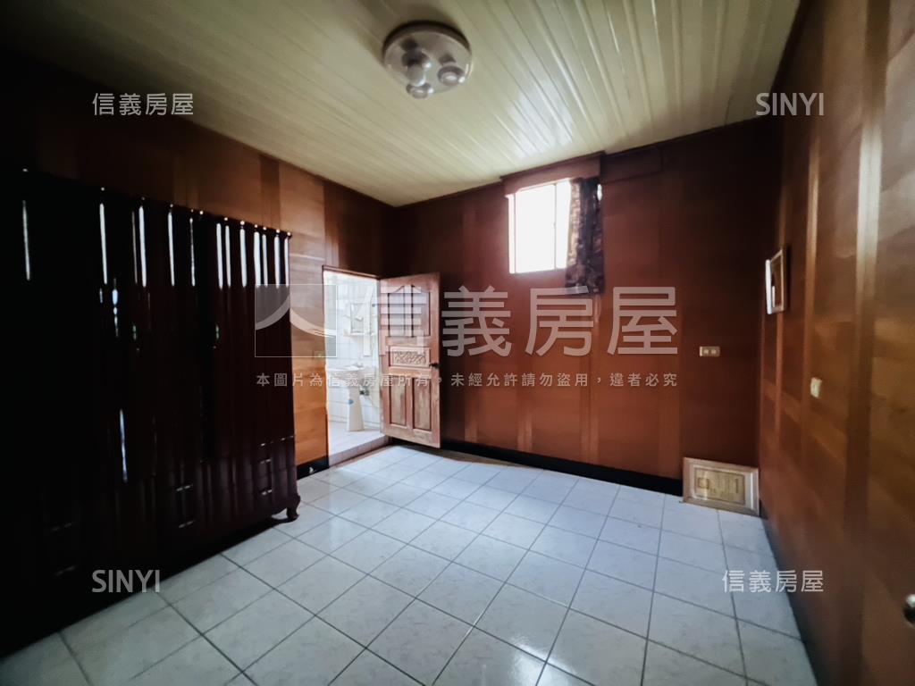 國際路自地自建透天房屋室內格局與周邊環境