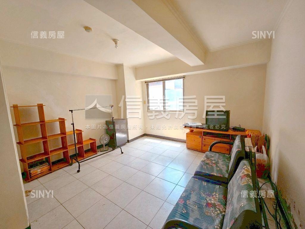 頂好文心小資宅房屋室內格局與周邊環境