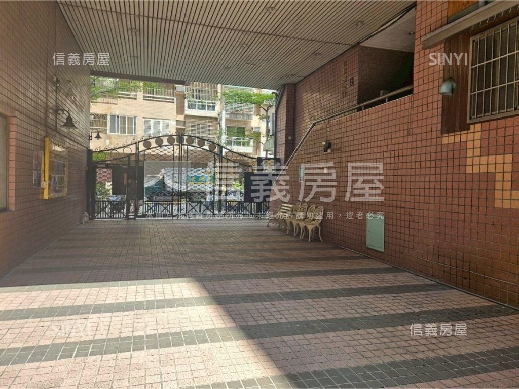 頂好文心小資宅房屋室內格局與周邊環境