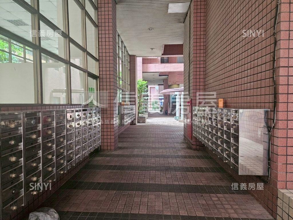 頂好文心小資宅房屋室內格局與周邊環境
