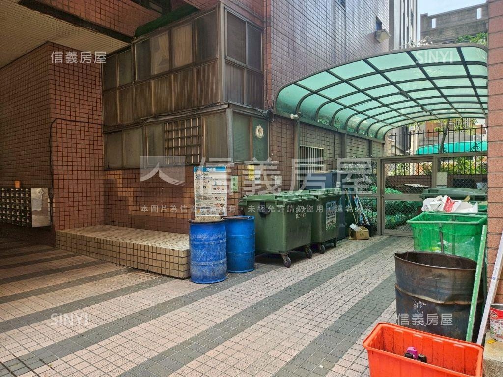 頂好文心小資宅房屋室內格局與周邊環境