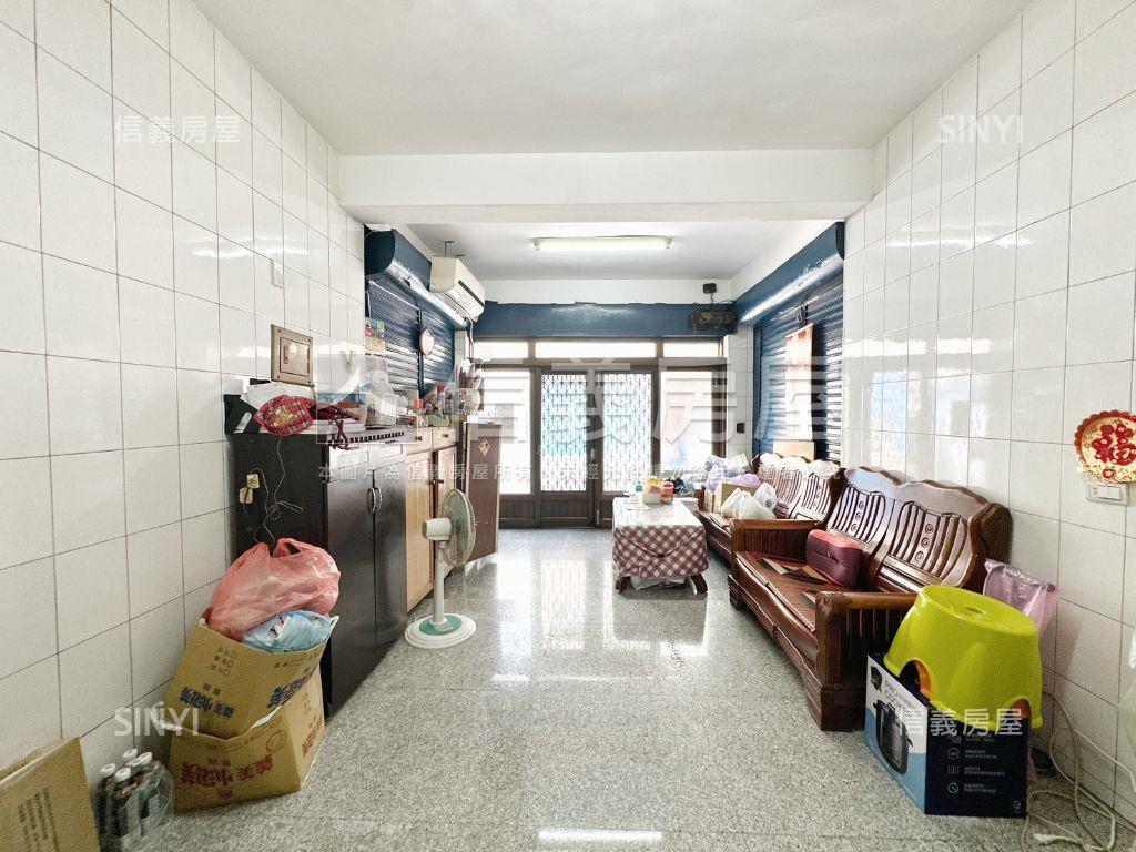 近鳳山車站優質透天房屋室內格局與周邊環境