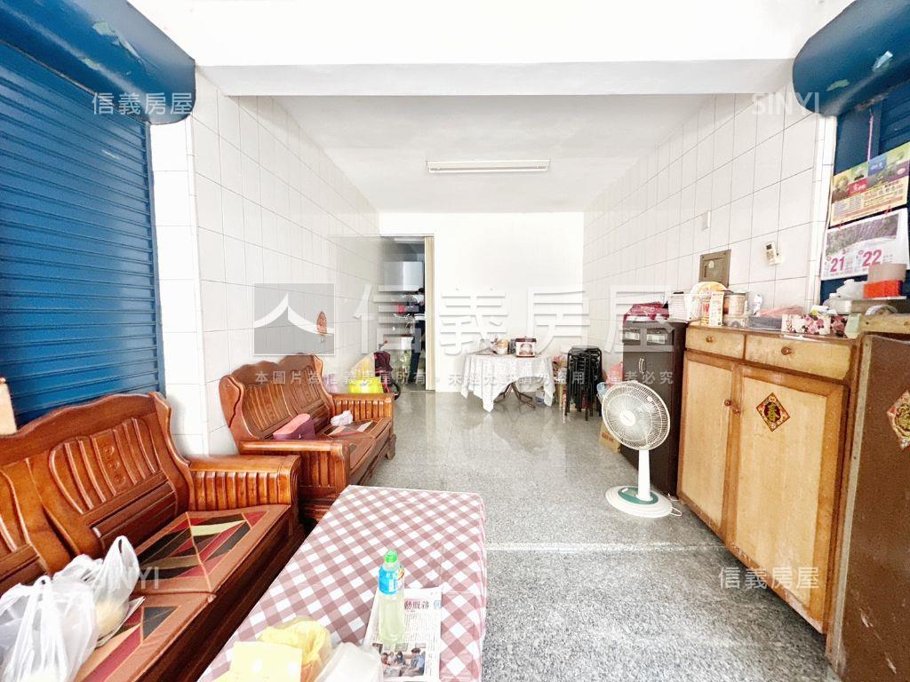 近鳳山車站優質透天房屋室內格局與周邊環境