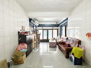 近鳳山車站魔術空間美透天