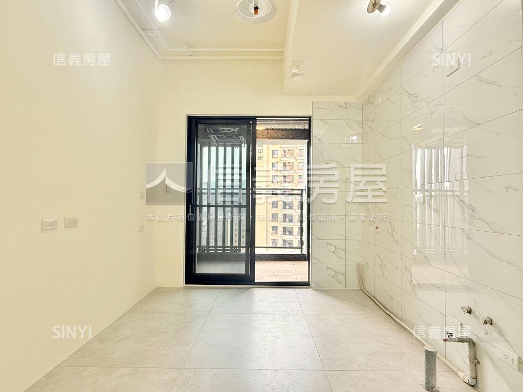 首席高樓美屋三房房屋室內格局與周邊環境