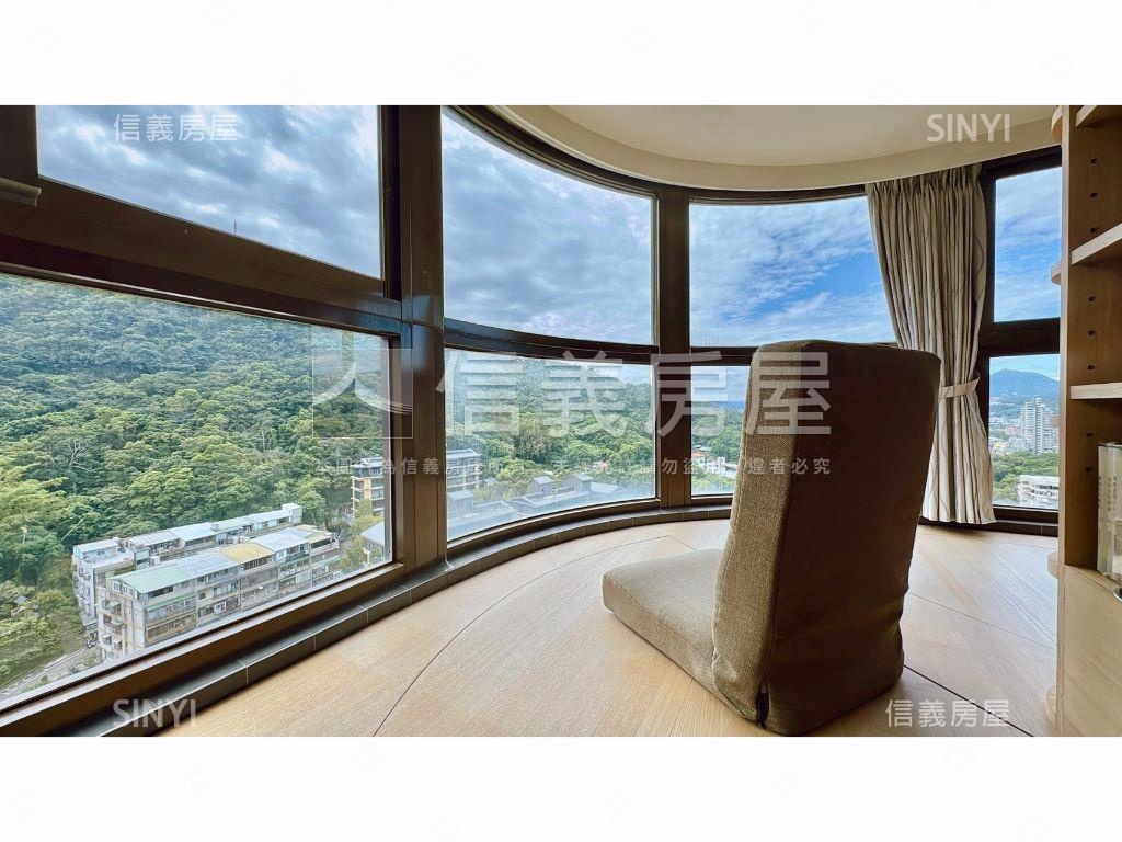 草山水美邊間高樓層美居房屋室內格局與周邊環境