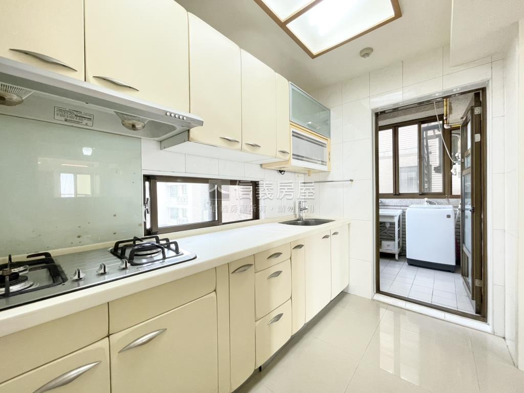 大易春秋採光視野美屋房屋室內格局與周邊環境