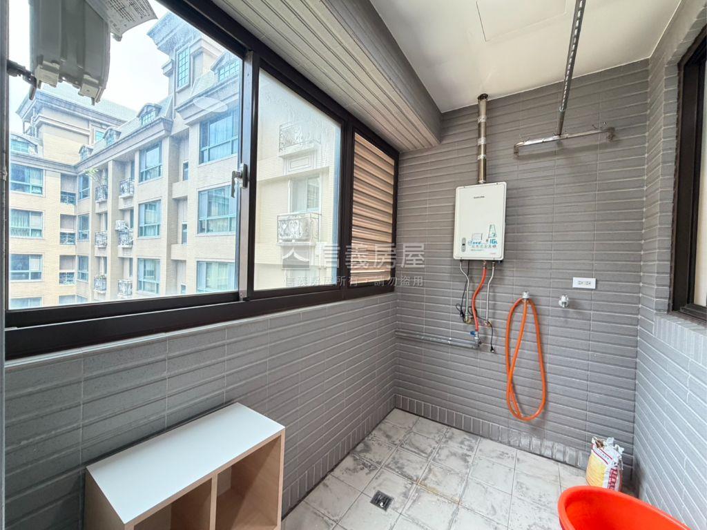 １８甲文融景觀大三房房屋室內格局與周邊環境