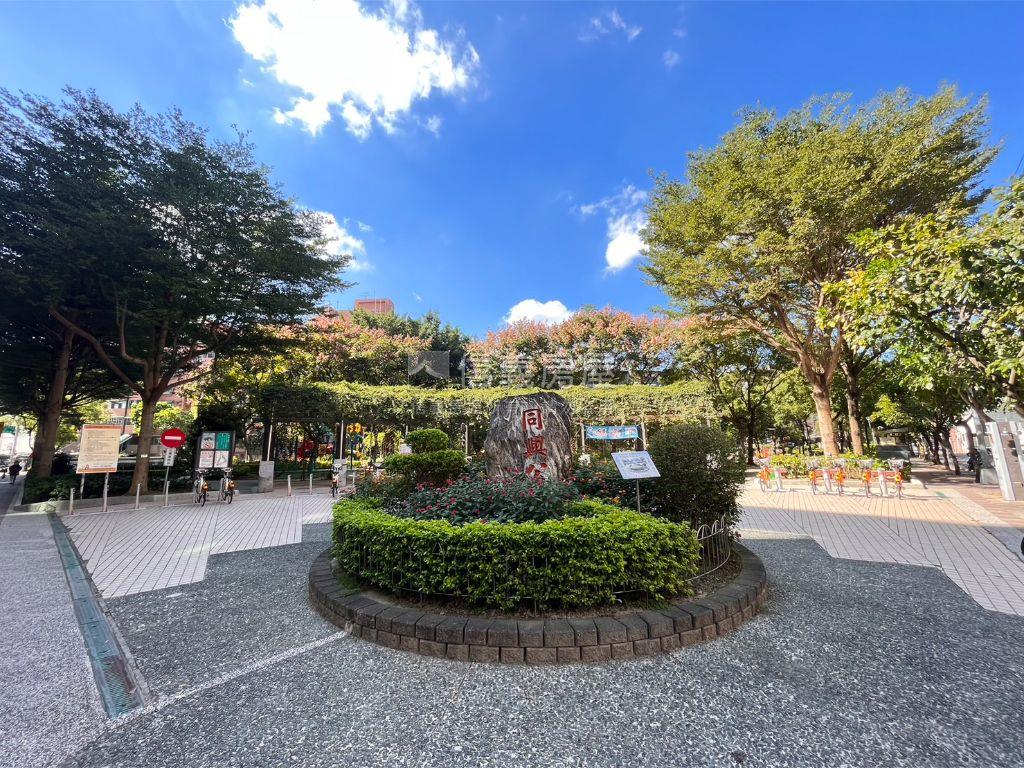 １８甲文融景觀大三房房屋室內格局與周邊環境