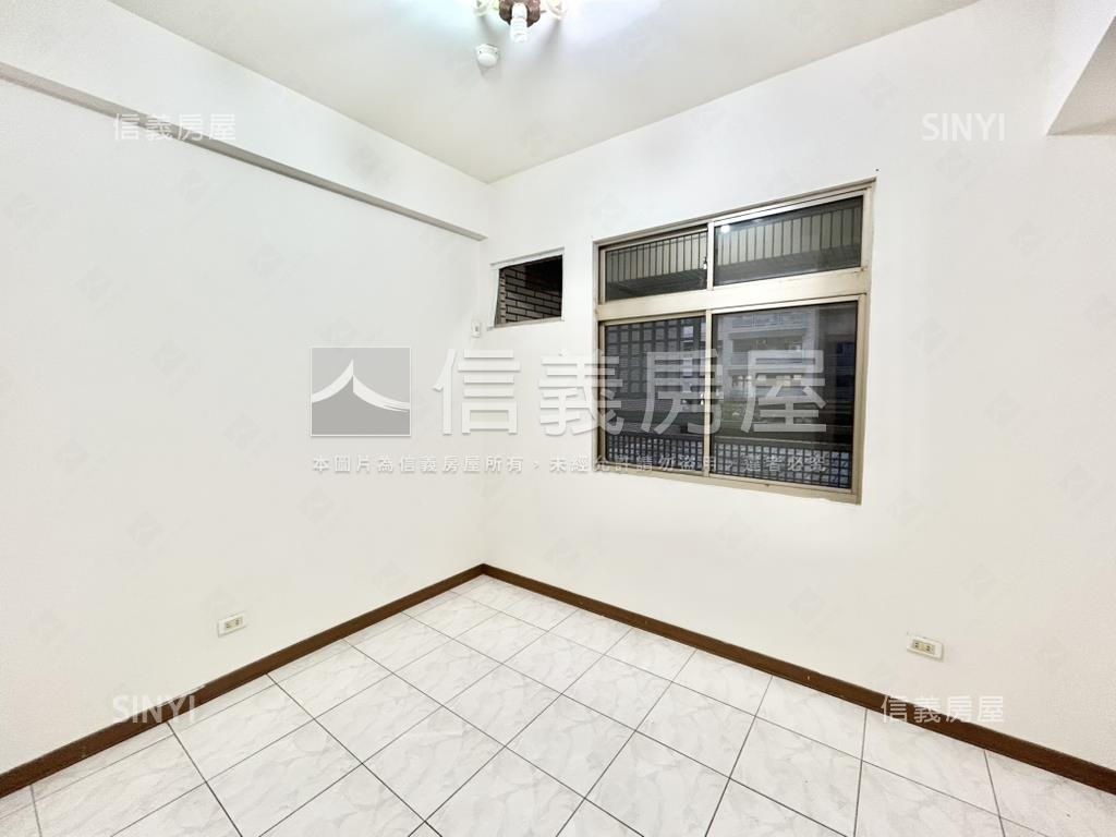 星光市三房露臺戶房屋室內格局與周邊環境